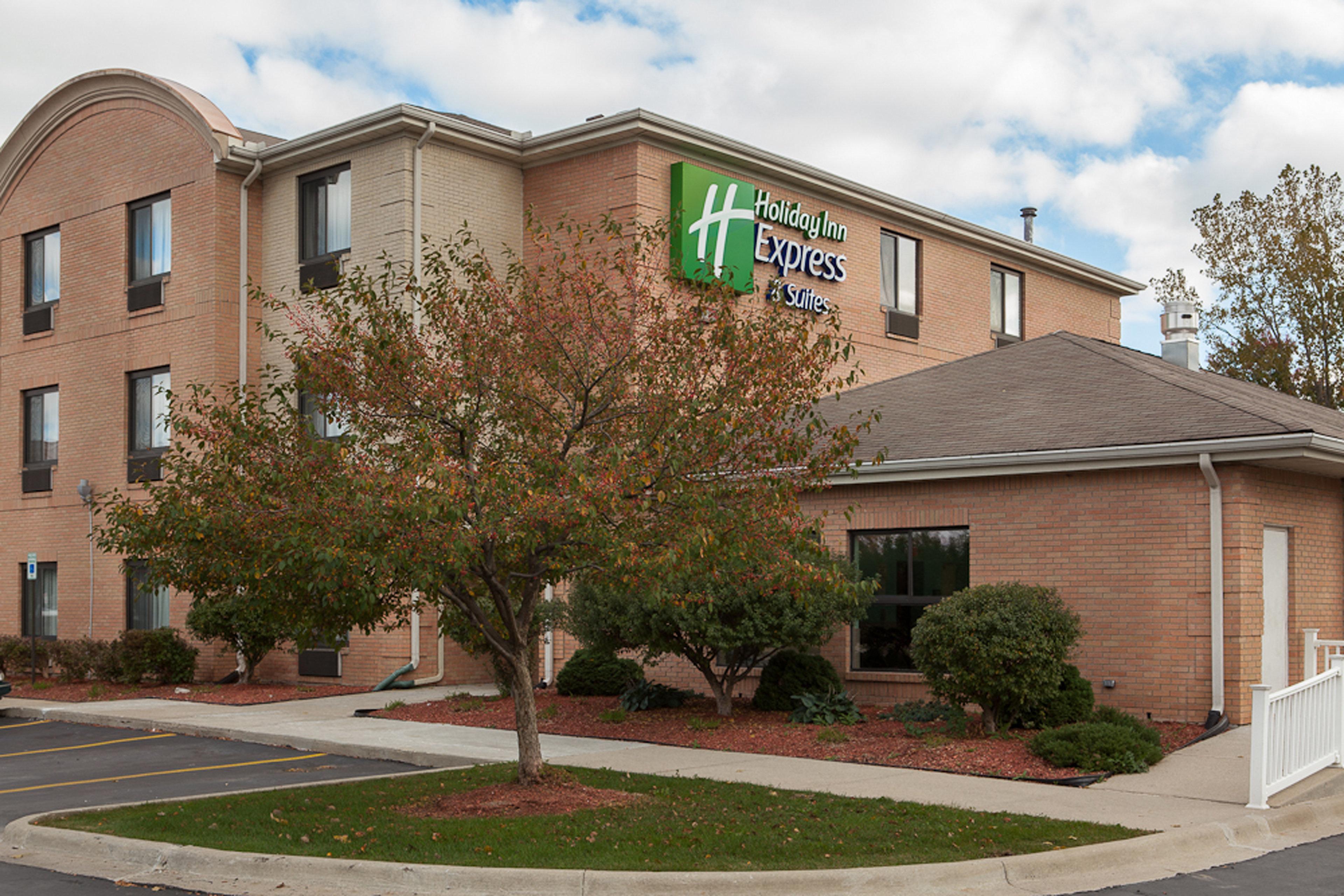 Holiday Inn Express Hotel & Suites Canton By Ihg Екстериор снимка